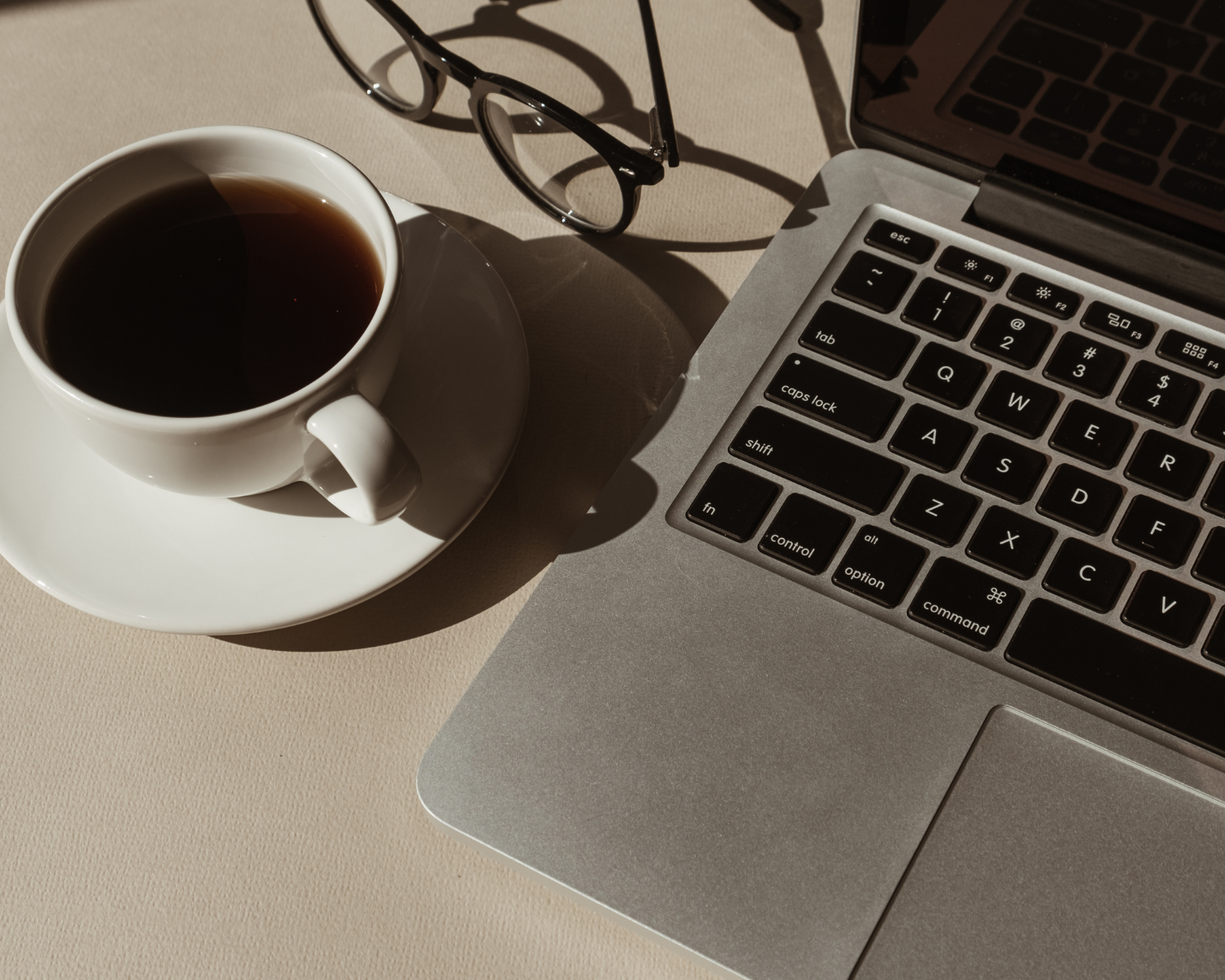 7 Essential Clauses Every Client Contract Needs