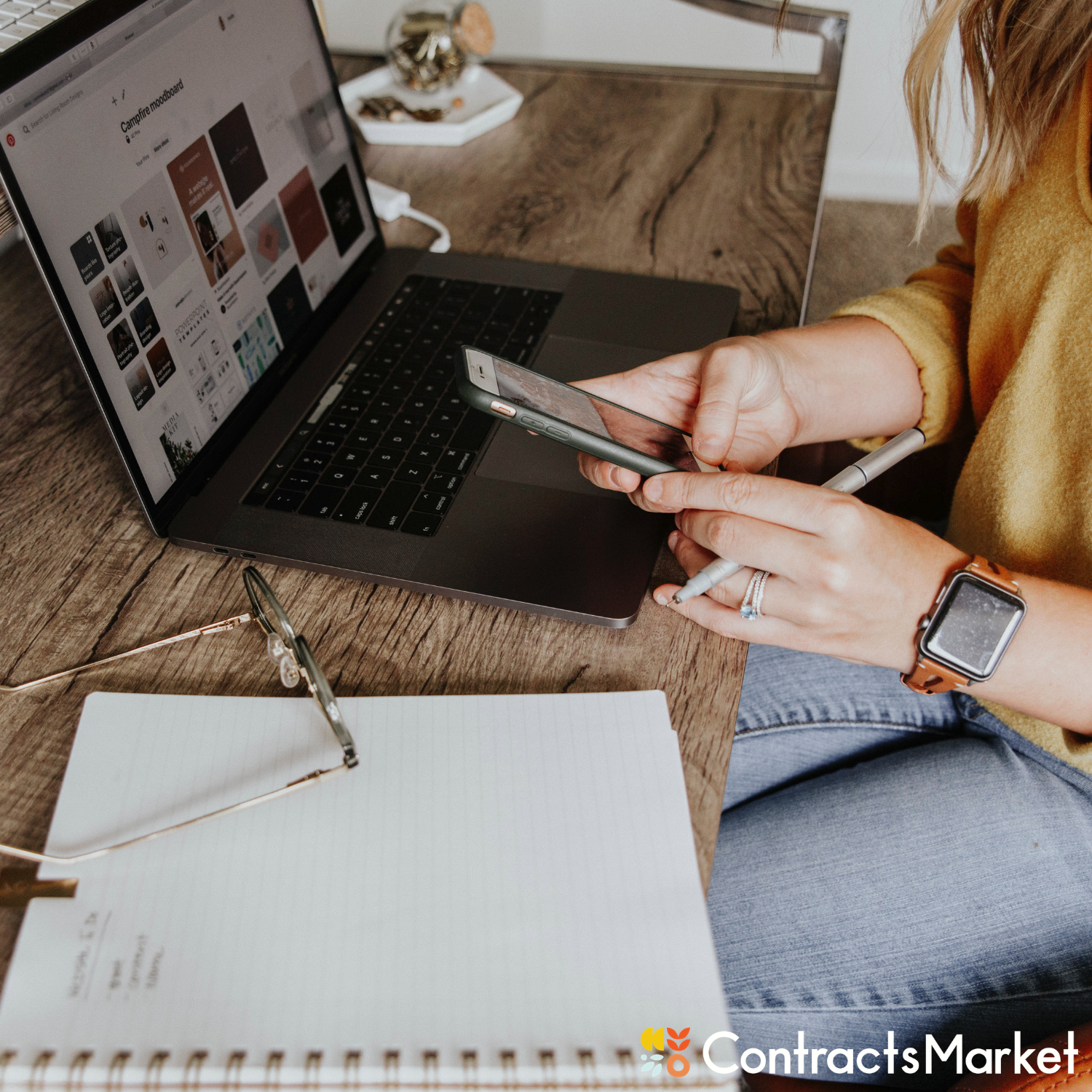 Female scrolling computer and googling "Should I incorporate my business" 